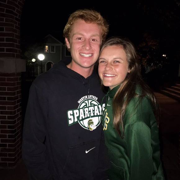 Meet your Posher, Max - Picture 1 of 1