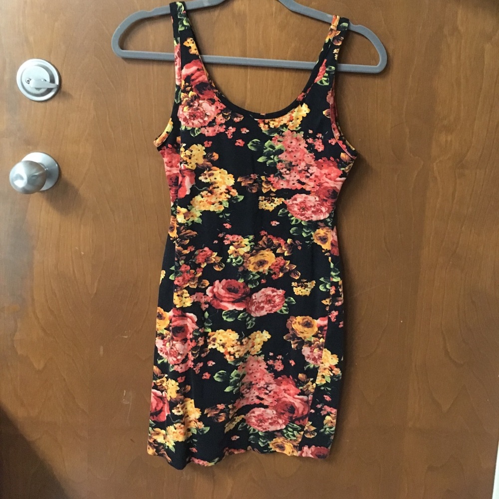 Floral pencil dress