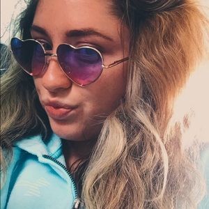 Meet your Posher, Savannah