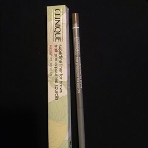Superfine liner for brows........