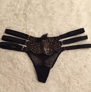VS Very Sexy thong