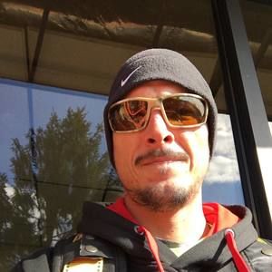 Meet your Posher, Chris