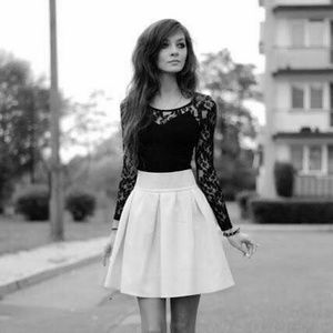 Meet your Posher, Alexis