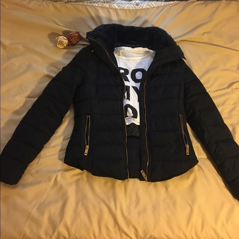 Puff navy blue jacket from Zara!! ❤️😉💕