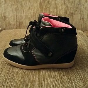 Pastry Platform Sneakers, Size 8.5