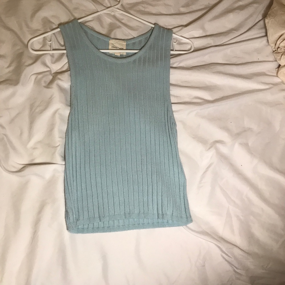 Sweater tank