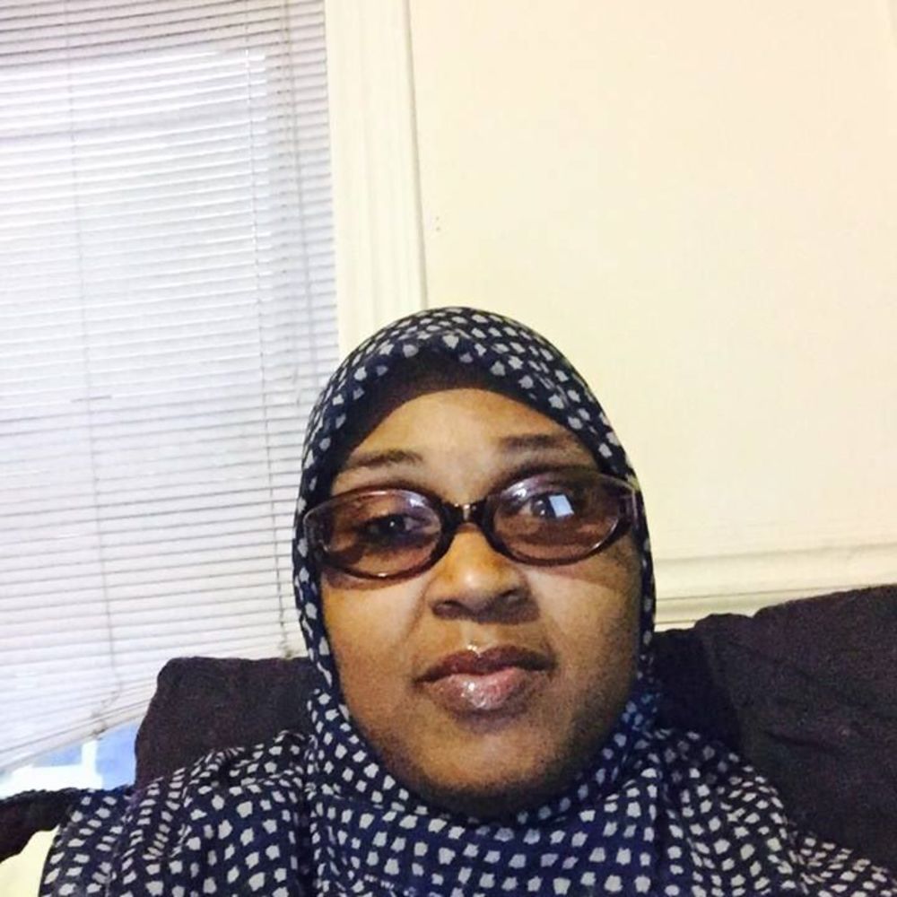 Meet your Posher, Dana