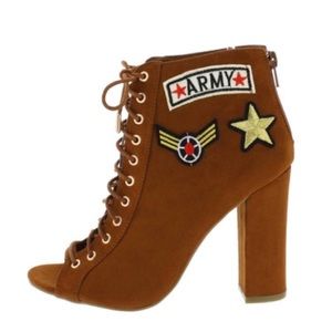 ❤️SOLD❤️ NWOT Patched Up Metallic Eyelet Bootie