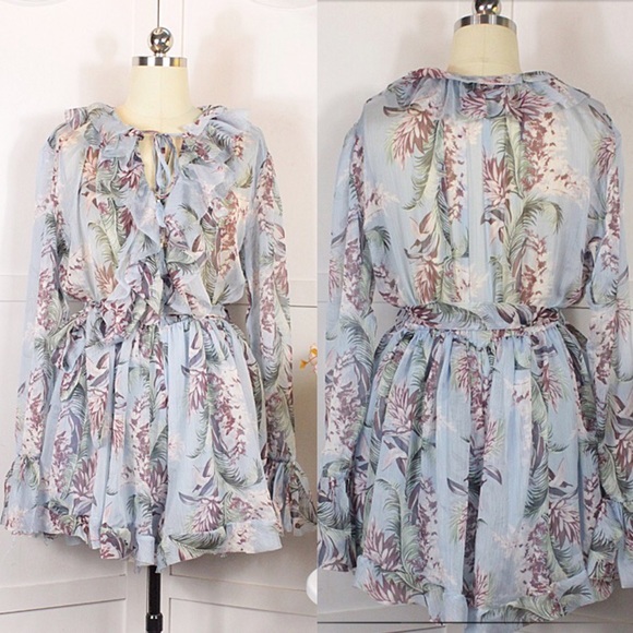 Lotus Sleeve Romper - Picture 1 of 7