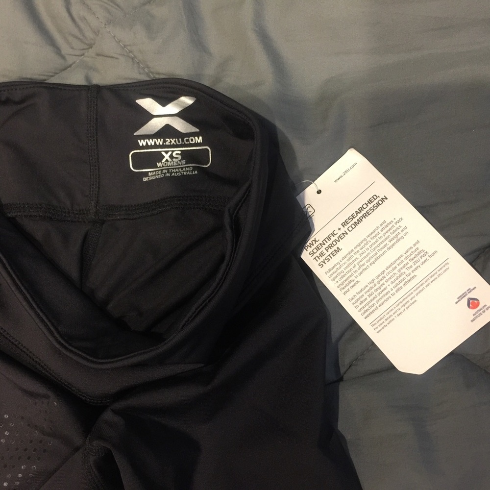 2xu compression tights