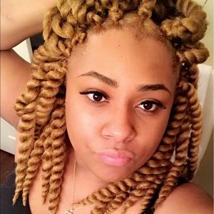 Meet your Posher, Tylynn