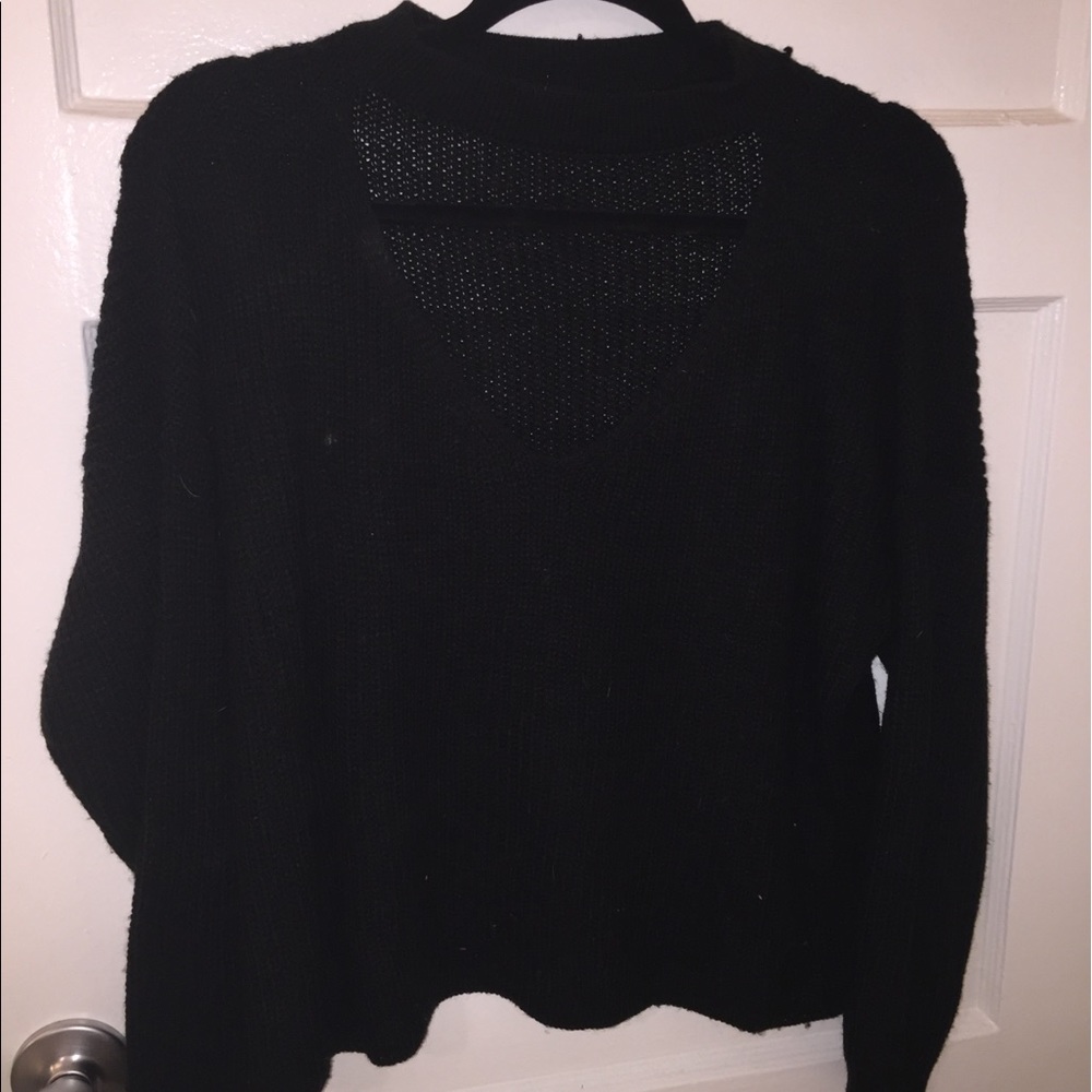 Choker sweater