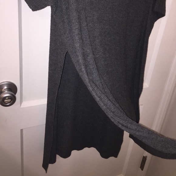 Long grey tee - Picture 2 of 2