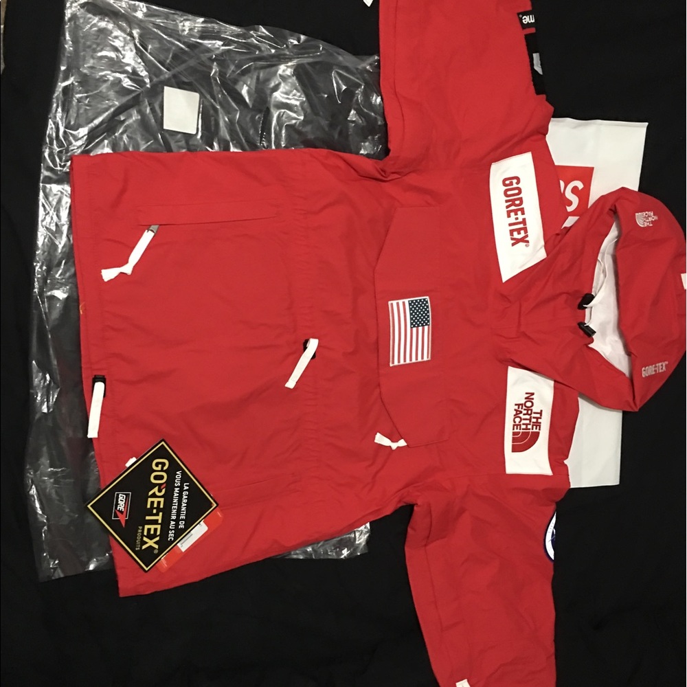 Brand new! 100% legit! small size but runs big. - Picture 2 of 4