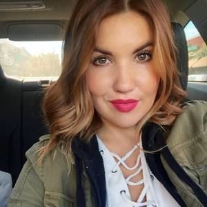 Meet your Posher, Deanna