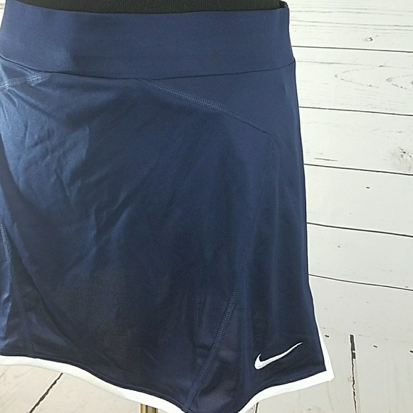 Women's Med Dri-fit Skirt Nike - Picture 2 of 8