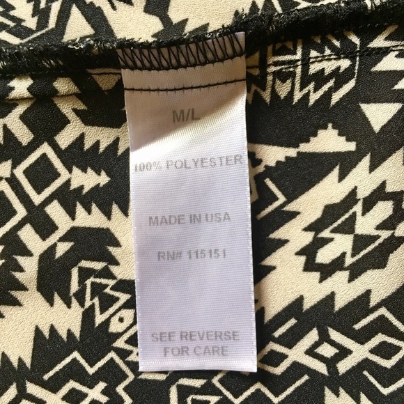 Romeo + Juliet Couture Aztec Print Kimono - Picture 5 of 6