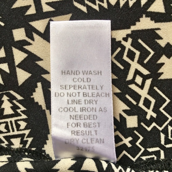 Romeo + Juliet Couture Aztec Print Kimono - Picture 6 of 6