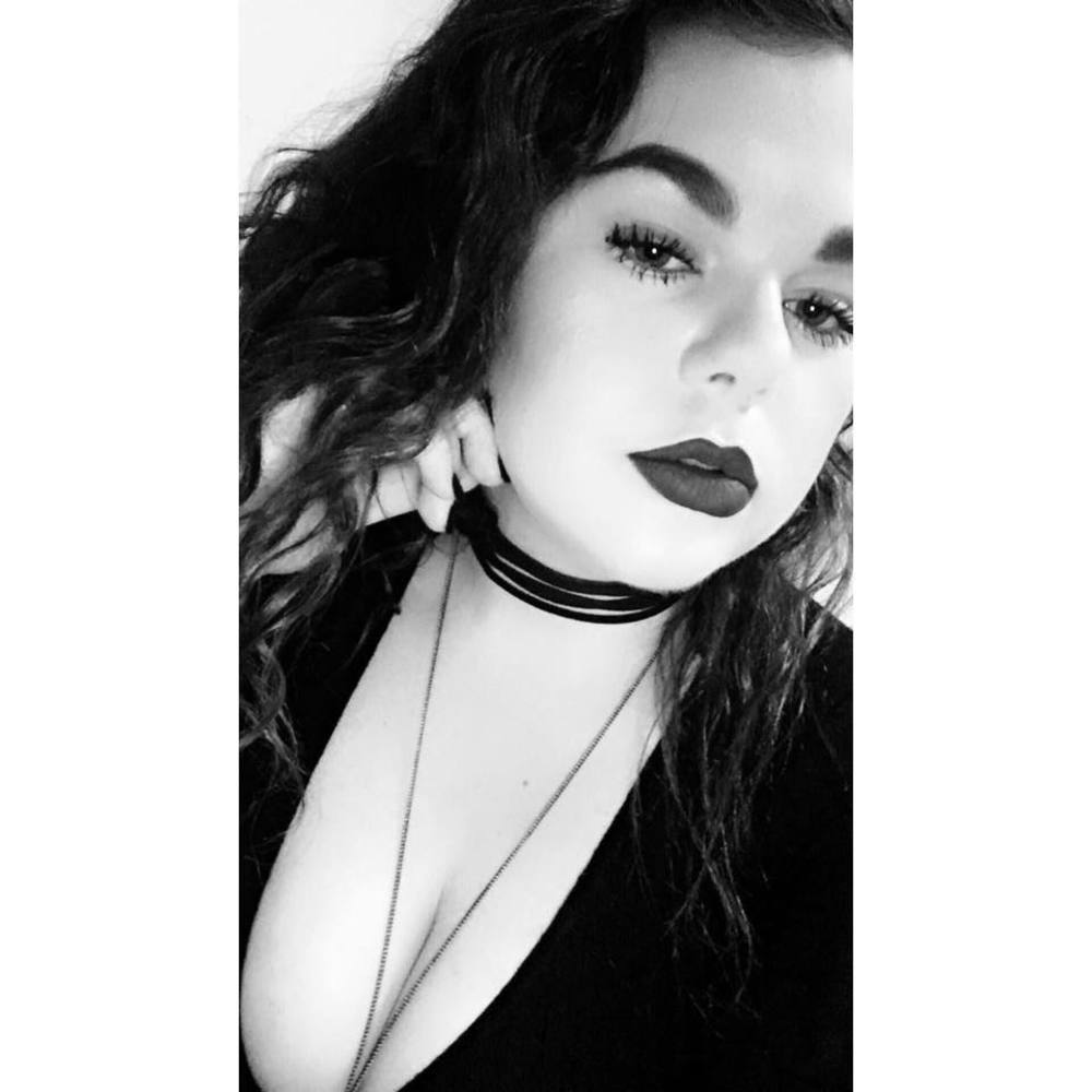 Meet your Posher, Ali