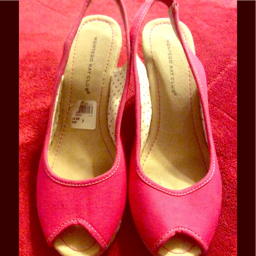 Montego Bay Club pink wedges