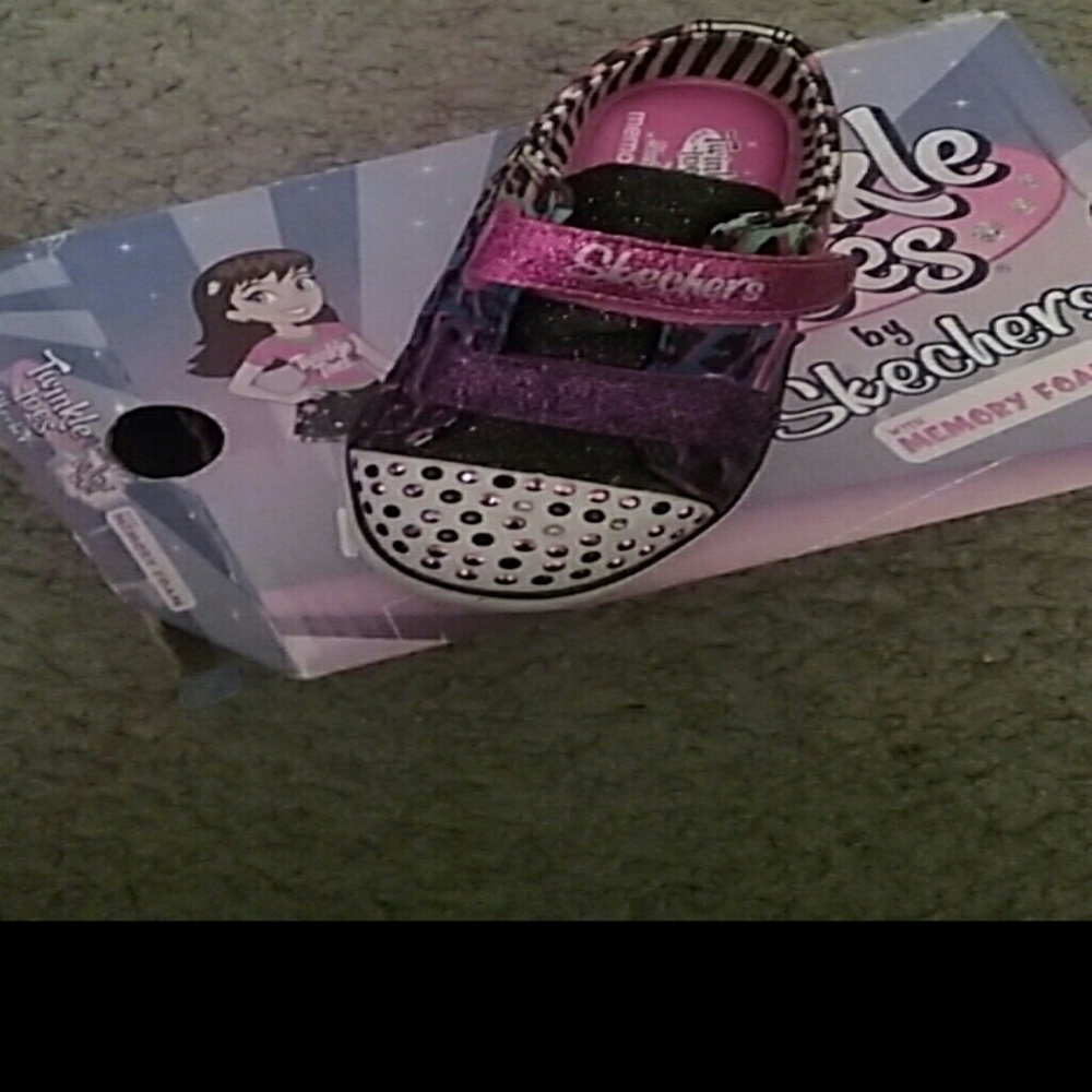 Girls (kid sneakers) Brand new in box never worn
