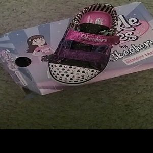 Girls (kid sneakers) Brand new in box never worn