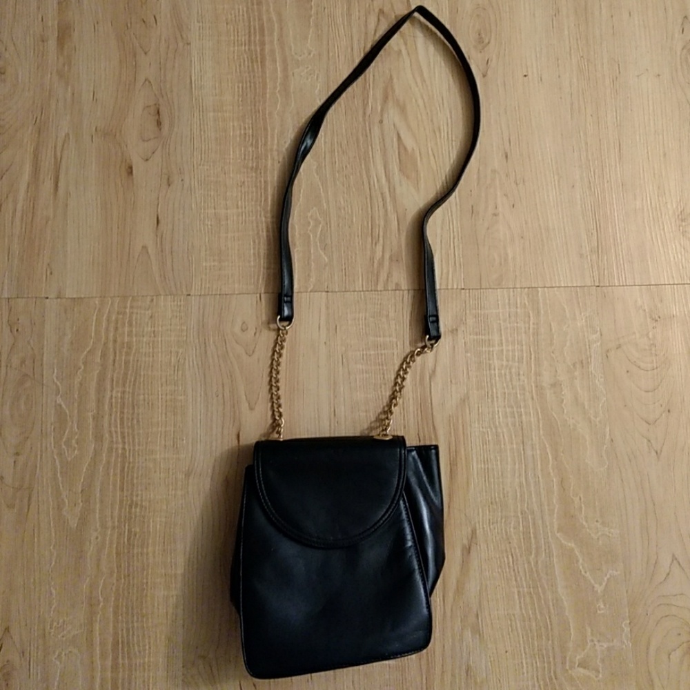 Gold Chain Shoulder Bag