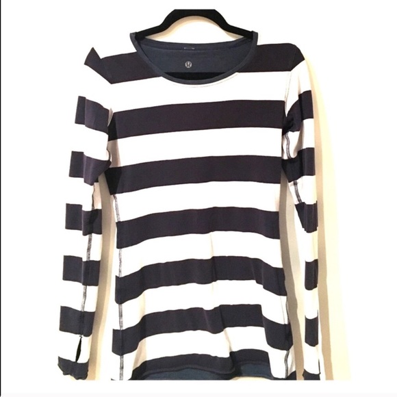 -Sold-Reversible Striped Lululemon Long Sleeve Top - Picture 3 of 6