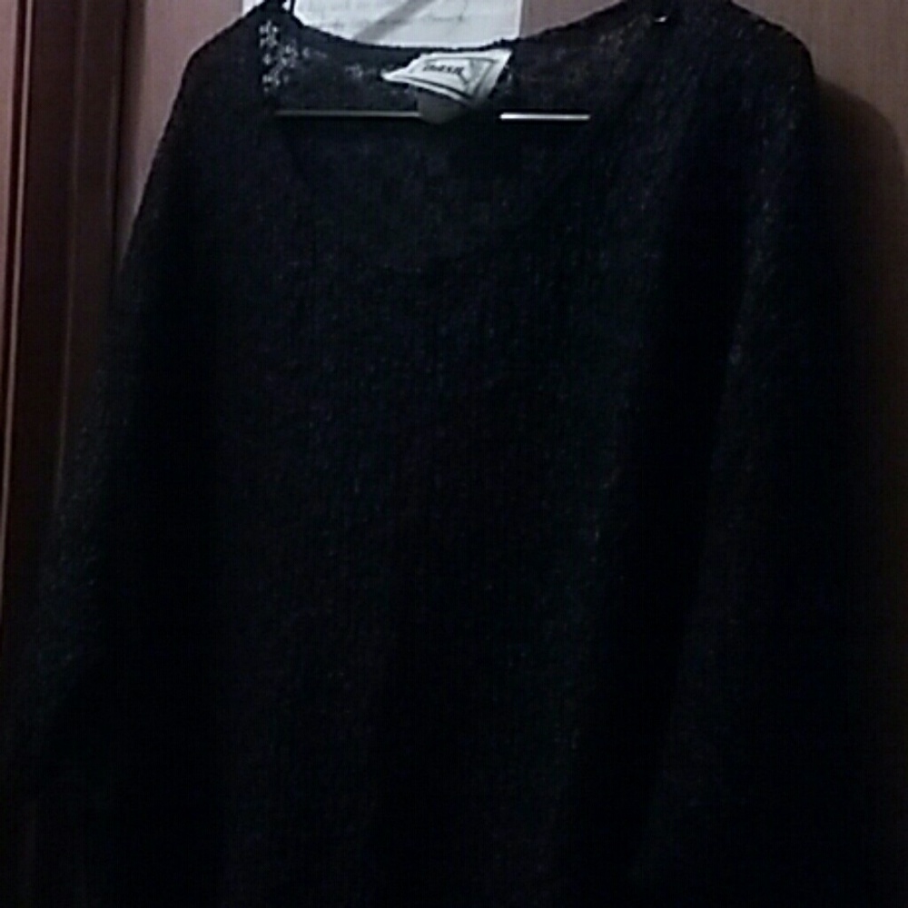 Women's shirt