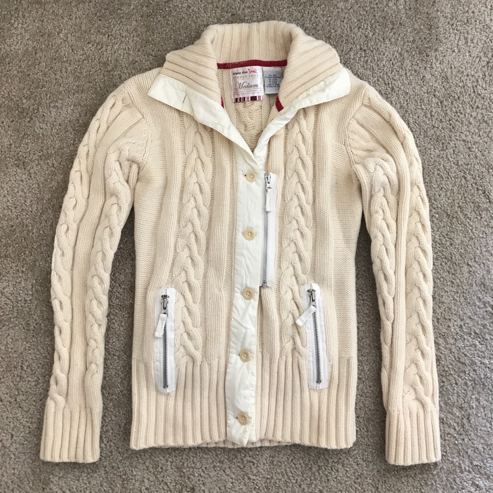 Angora rabbit hair / wool sweater