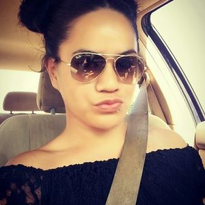 Meet your Posher, Dayna-jade