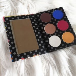Beautifully Pop of Minnie Eyeshadow Palette
