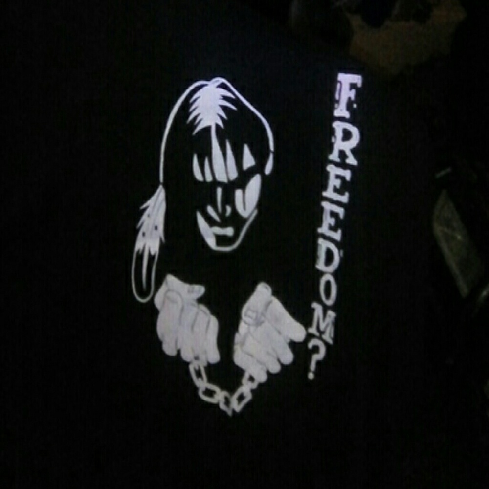 T-Shirts black