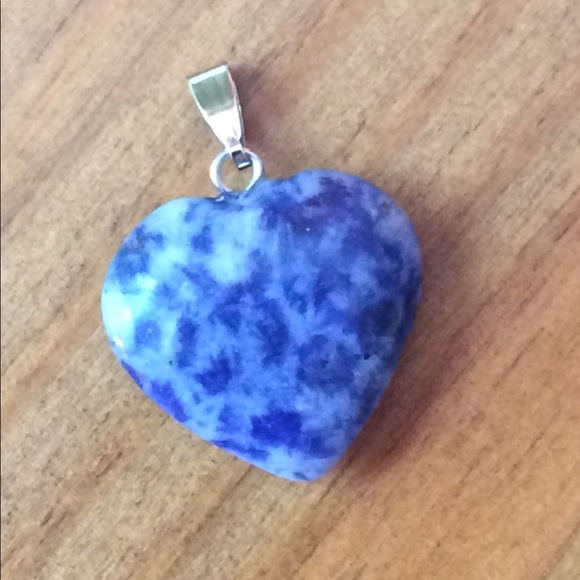 Blue Quartz / Aventurine Heart Pendant - Picture 2 of 2