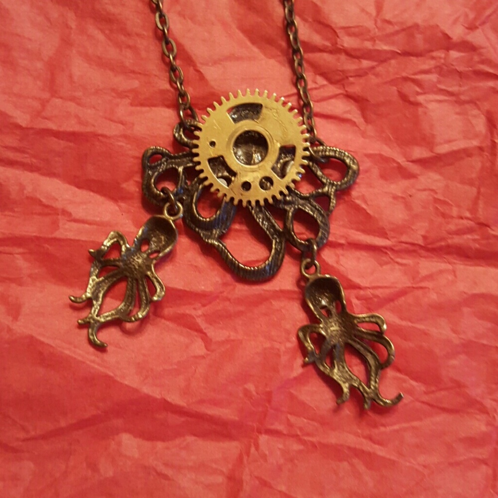 Octopus necklace - Picture 4 of 4