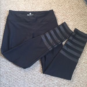 90 Degree by Reflex Legging w/ Striped Mesh detail