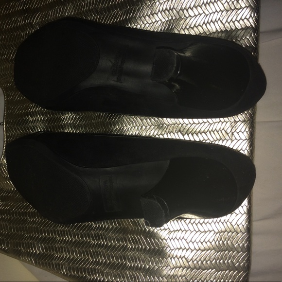 Shoes - Picture 3 of 3