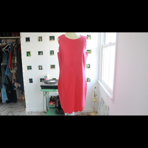 J. Crew Dresses & Skirts - J.Crew Scalloped Shift Dress