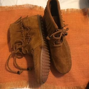 Minnetonka fringed ankle boot
