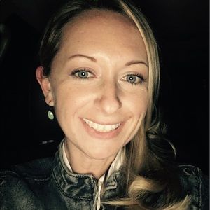 Meet your Posher, Gina