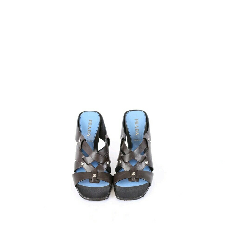 Prado Mules