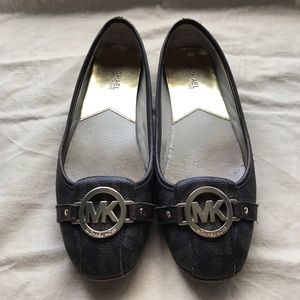 Michael Kors Flats MK size 9 brown moccasin