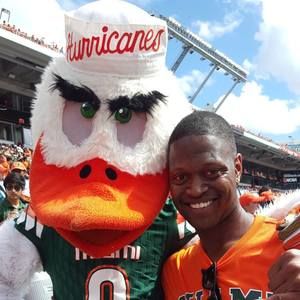 Meet your Posher, Tavaras