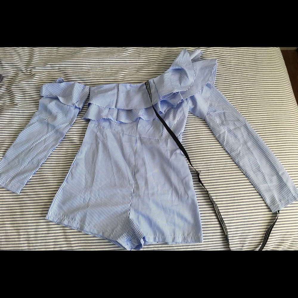 Pretty Little Thing Laura Stripe Frill Playsuit