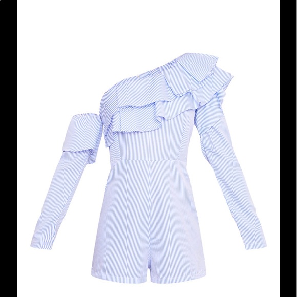 Pretty Little Thing Laura Stripe Frill Playsuit - Picture 4 of 5