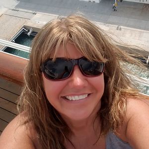 Meet your Posher, Sandy