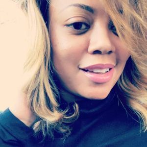 Meet your Posher, Janay