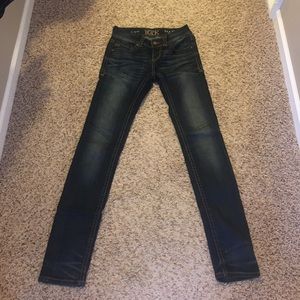 Buckle Black Skinny Jeans!