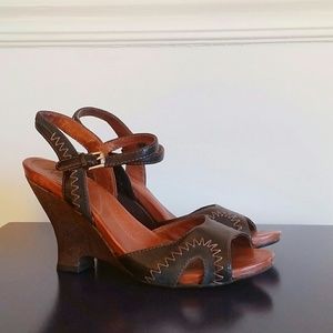 Naya black sandals size 8 N
