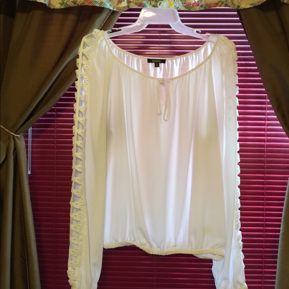 Top size large